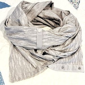 NWOT Lululemon Vinyasa Scarf